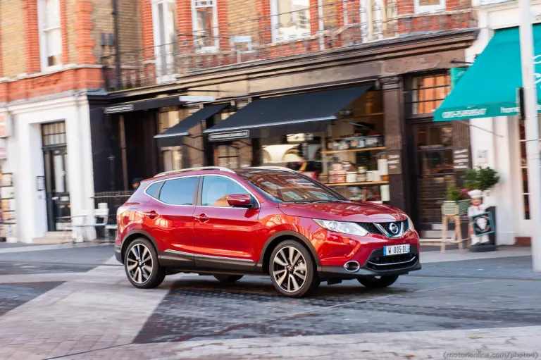 Nissan Qashqai Premier Limited Edition - 2