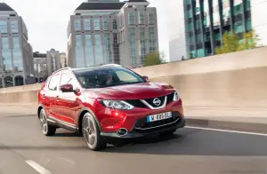 Nissan Qashqai Premier Limited Edition - 11