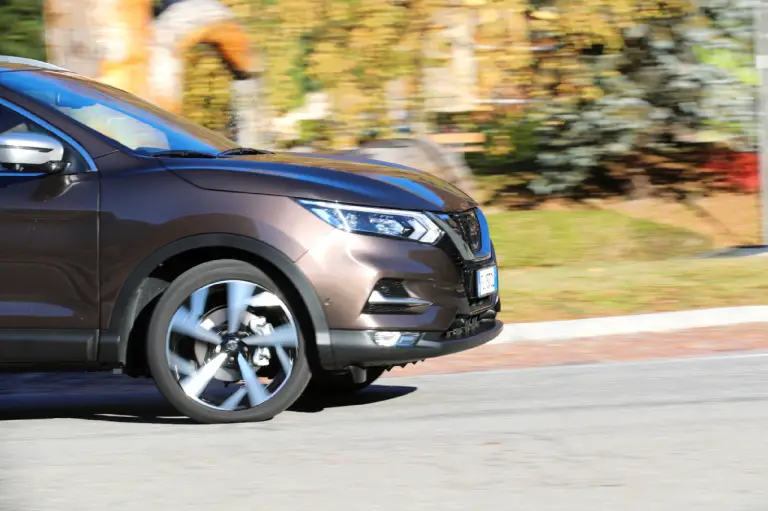 Nissan Qashqai - prova su strada 2017 - 11