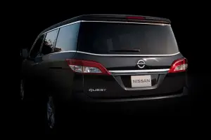 Nissan Quest - 2