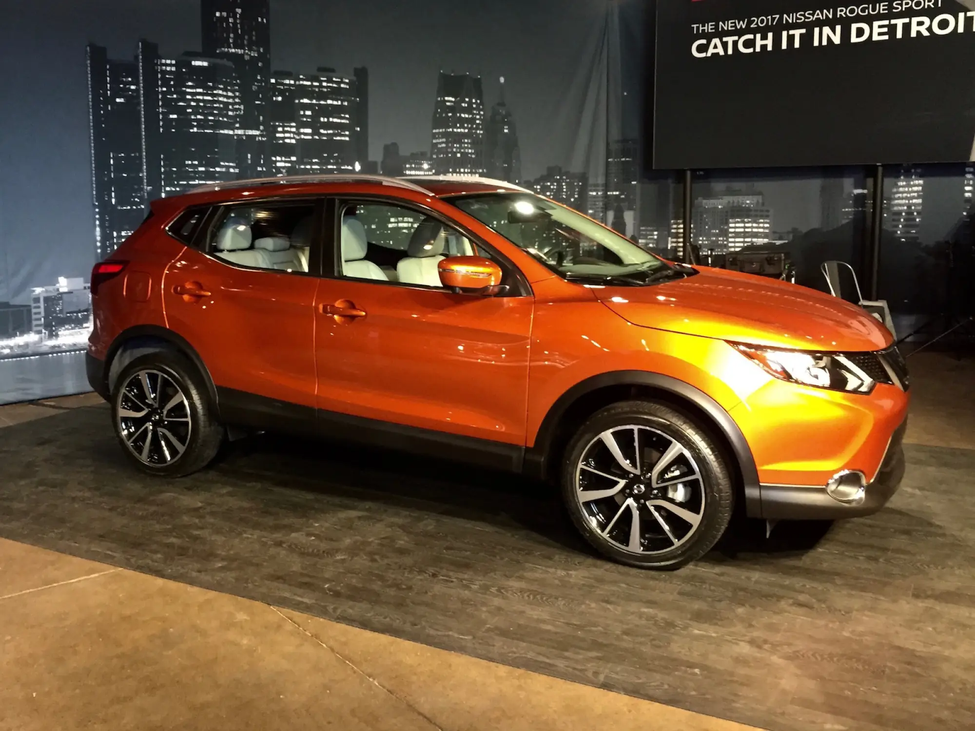 Nissan Rogue Sport - 2