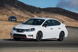 Nissan Sentra NISMO 2017 - 26