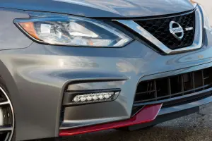 Nissan Sentra NISMO 2017 - 38