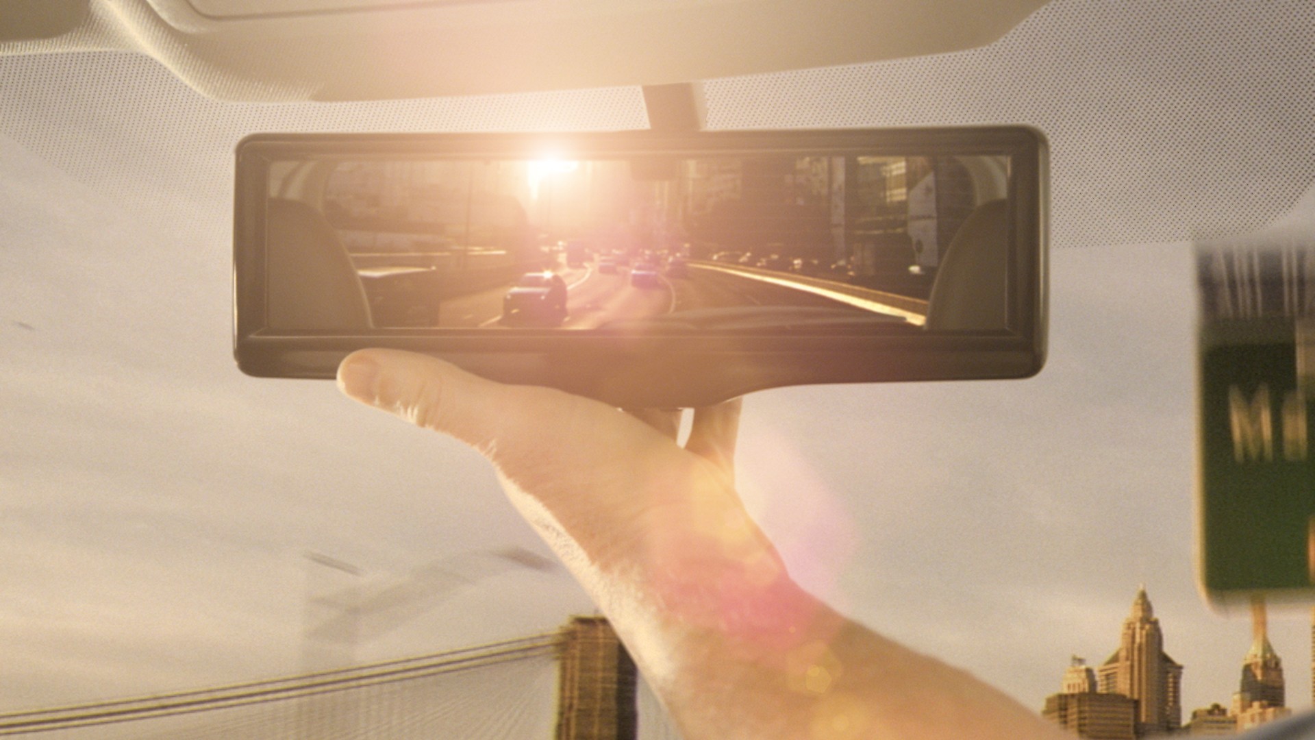 Nissan Smart Rearview Mirror