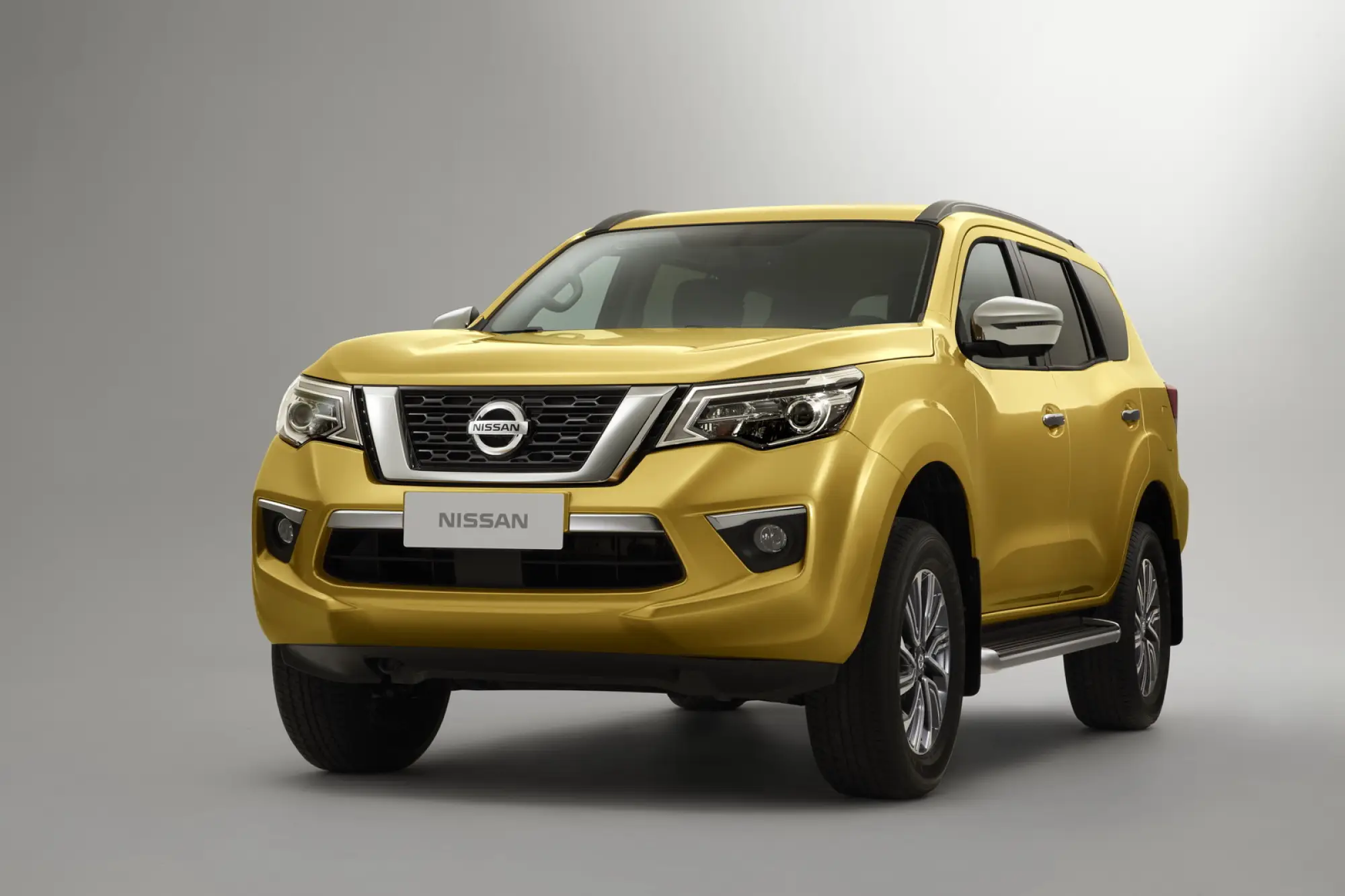 Nissan Terra MY 2019 - 1