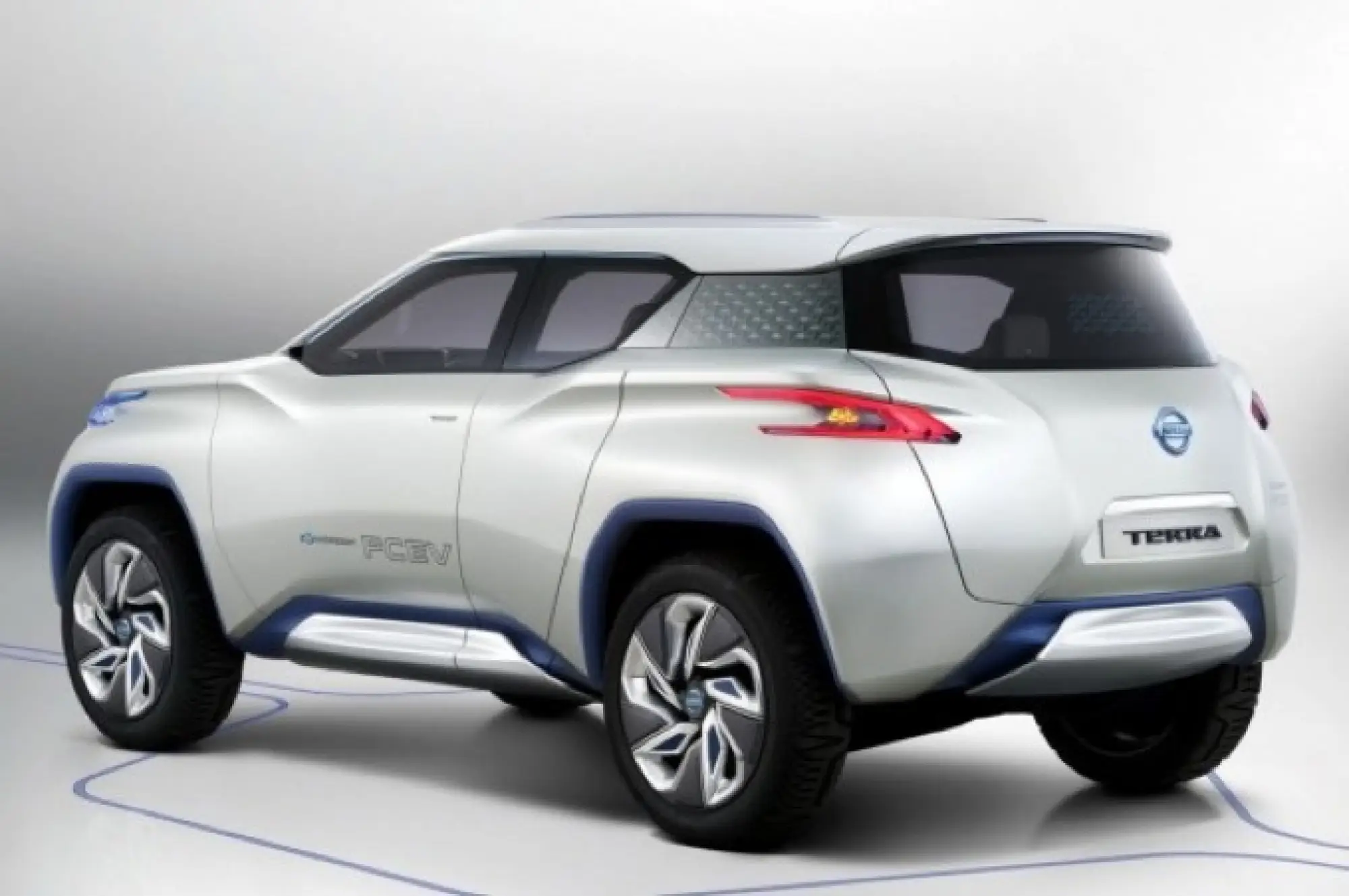 Nissan Terra - 2