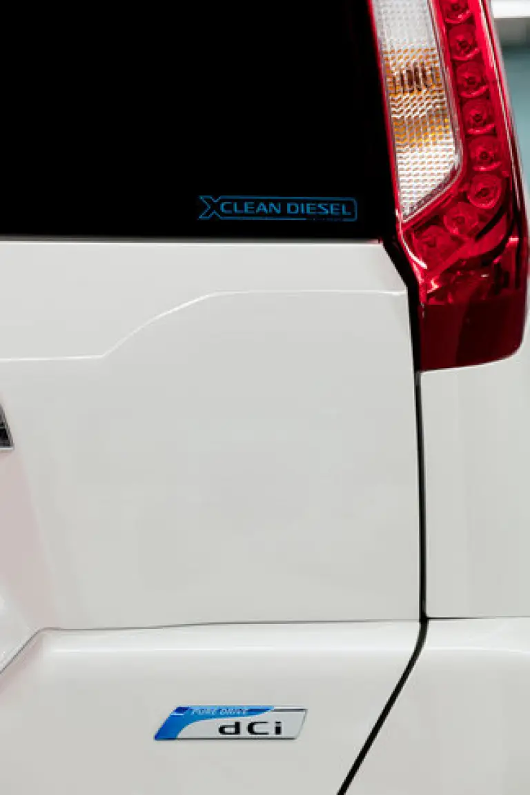 Nissan X-Trail 2011 - 3