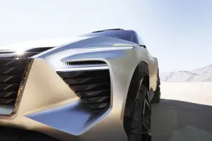 Nissan Xmotion Concept - 17