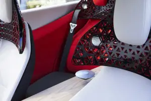Nissan Xmotion Concept - 38