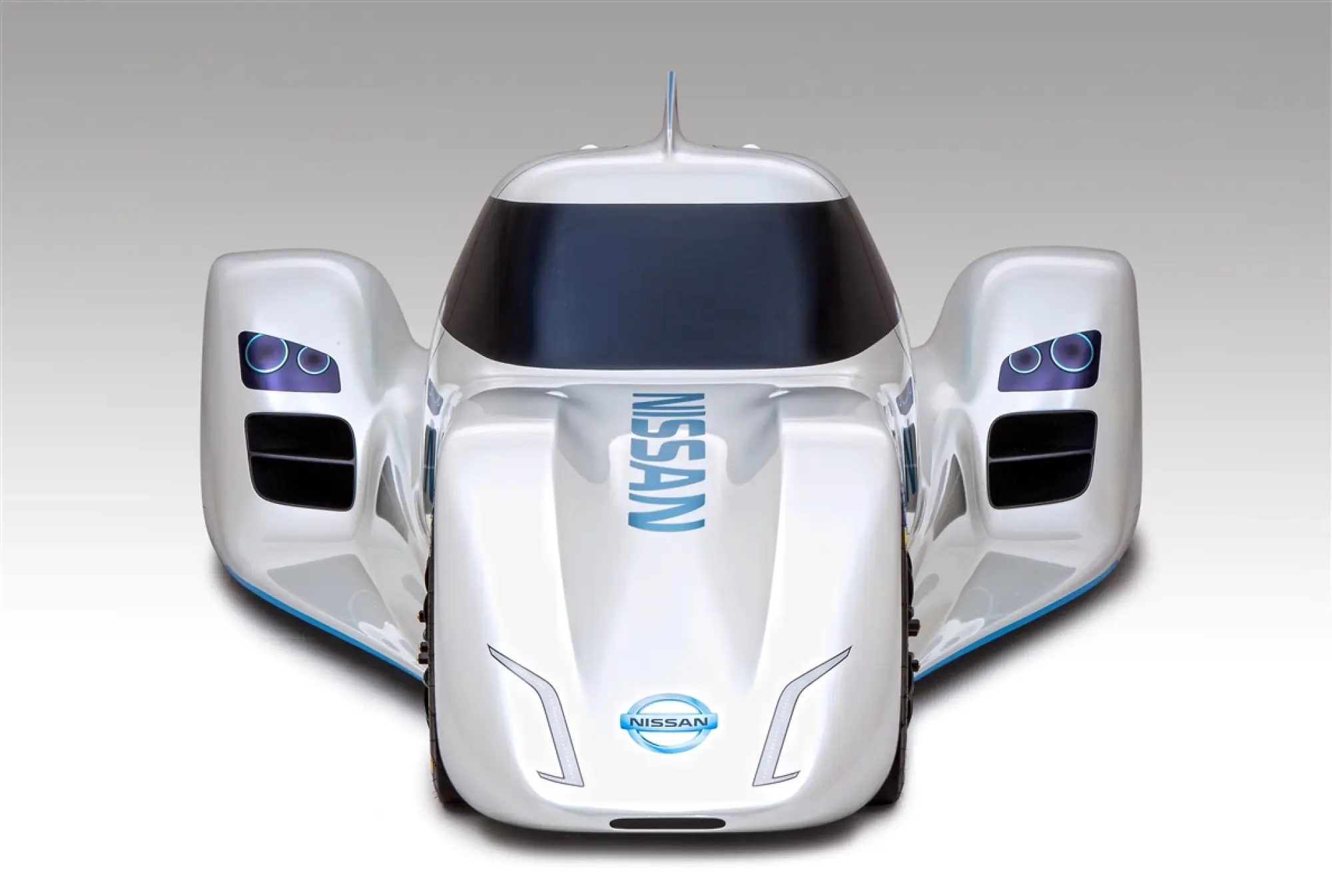 Nissan ZEOD RC - 11