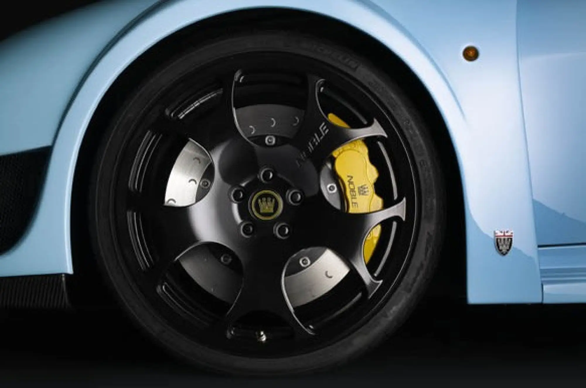 Noble M600 - 7