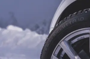 Nokian Hakkapeliitta 10 - 11