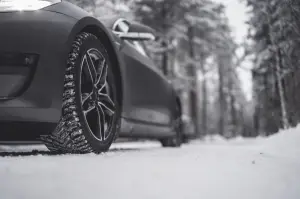 Nokian Hakkapeliitta 10 - 37