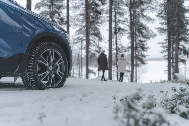 Nokian Hakkapeliitta 10 - 63