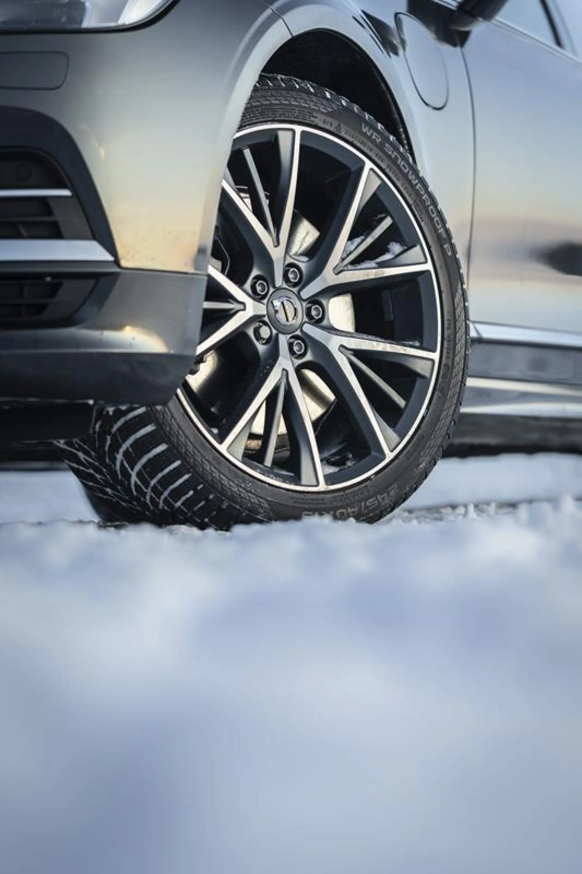 Nokian Snowproof P - 29