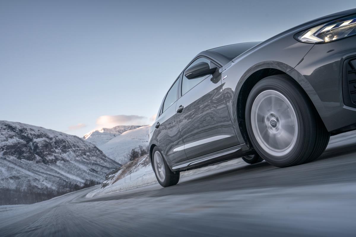 Nokian WR Snowproof