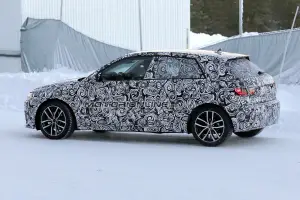 Nuova Audi A1 foto spia 3 novembre 2016 - 4