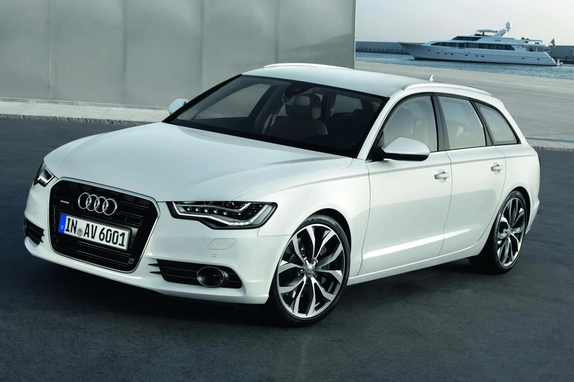 Nuova Audi A6 Avant - 32