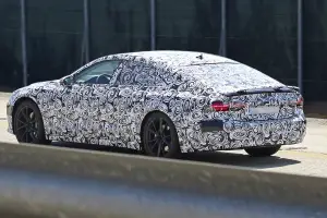 Nuova Audi A7 foto spia 9 agosto 2016