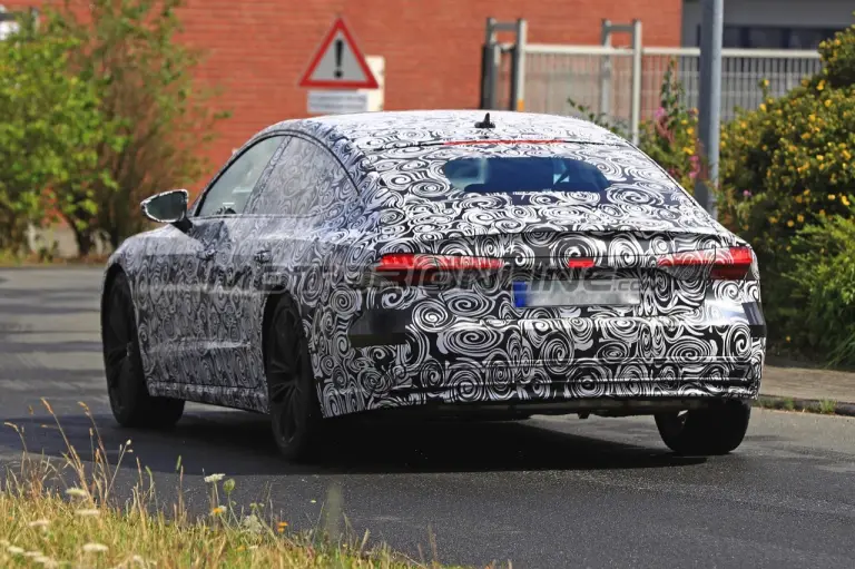 Nuova Audi A7 Sportback - Foto spia 16-08-2017 - 11