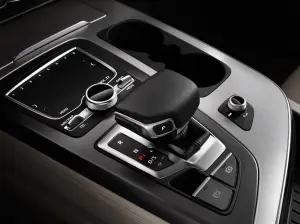 Nuova Audi Q7 2015