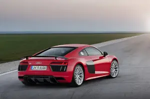 Nuova Audi R8 e R8 Plus 14.5.2015