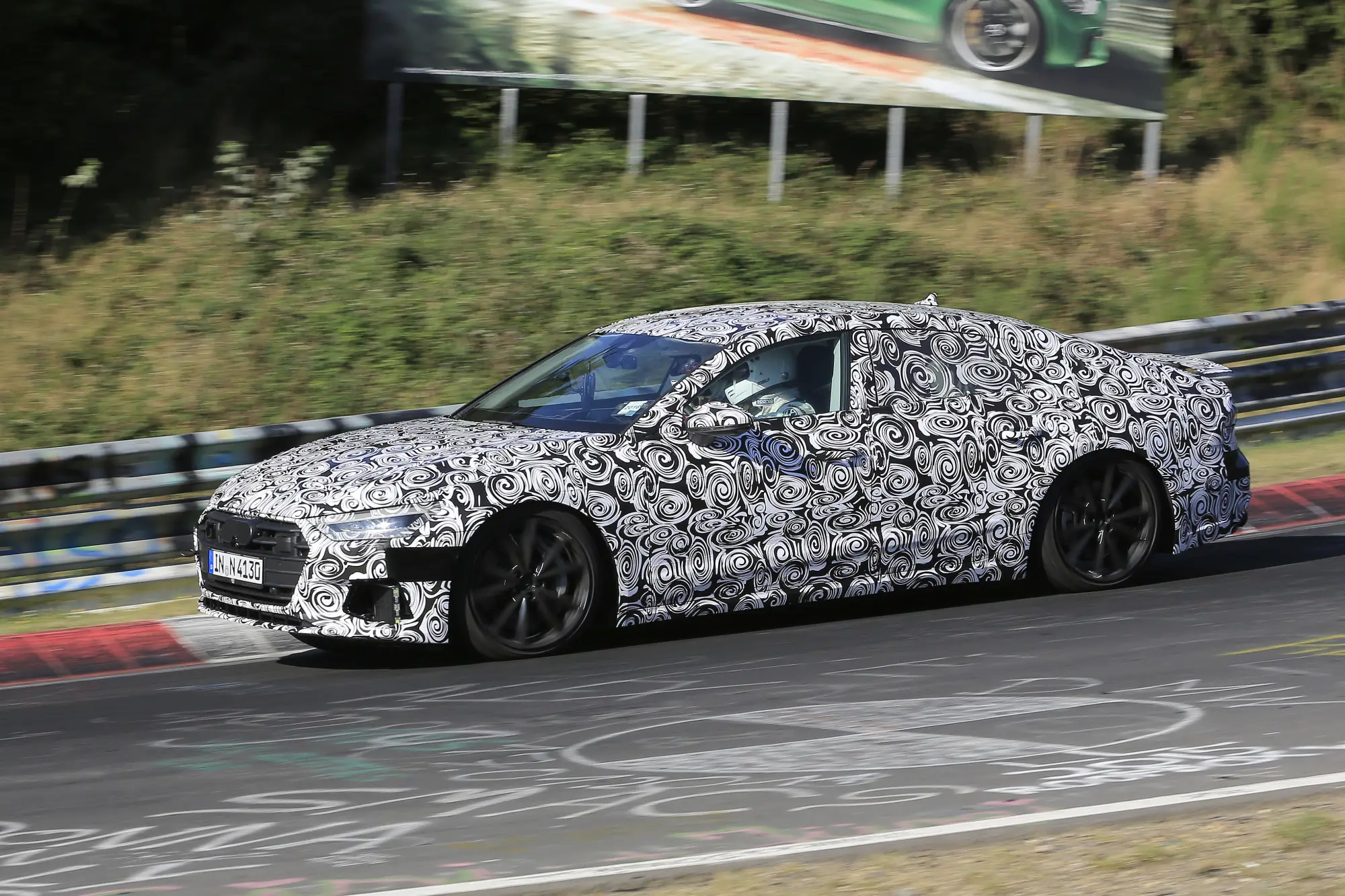 Nuova Audi S7 Sportback foto spia 21 settembre 2016 - 14