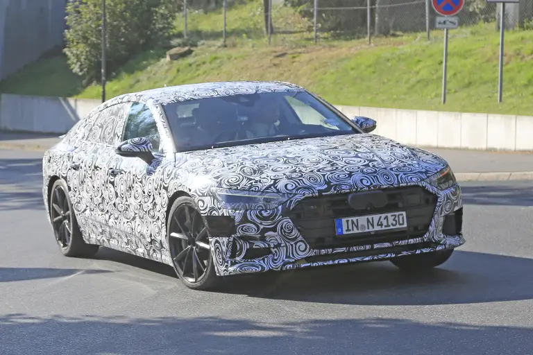 Nuova Audi S7 Sportback foto spia 21 settembre 2016 - 3