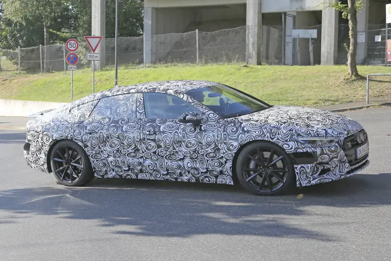 Nuova Audi S7 Sportback foto spia 21 settembre 2016 - 4