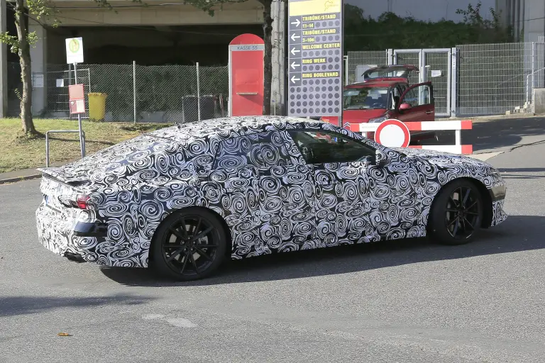 Nuova Audi S7 Sportback foto spia 21 settembre 2016 - 6
