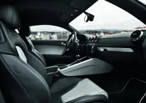 Nuova Audi TT Coupè: foto del restyling - 17