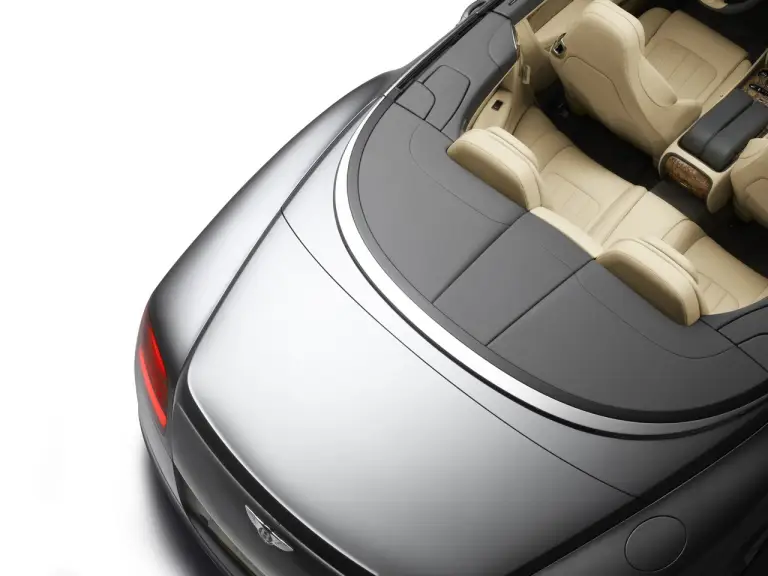 Nuova Bentley Continental GTC - 13