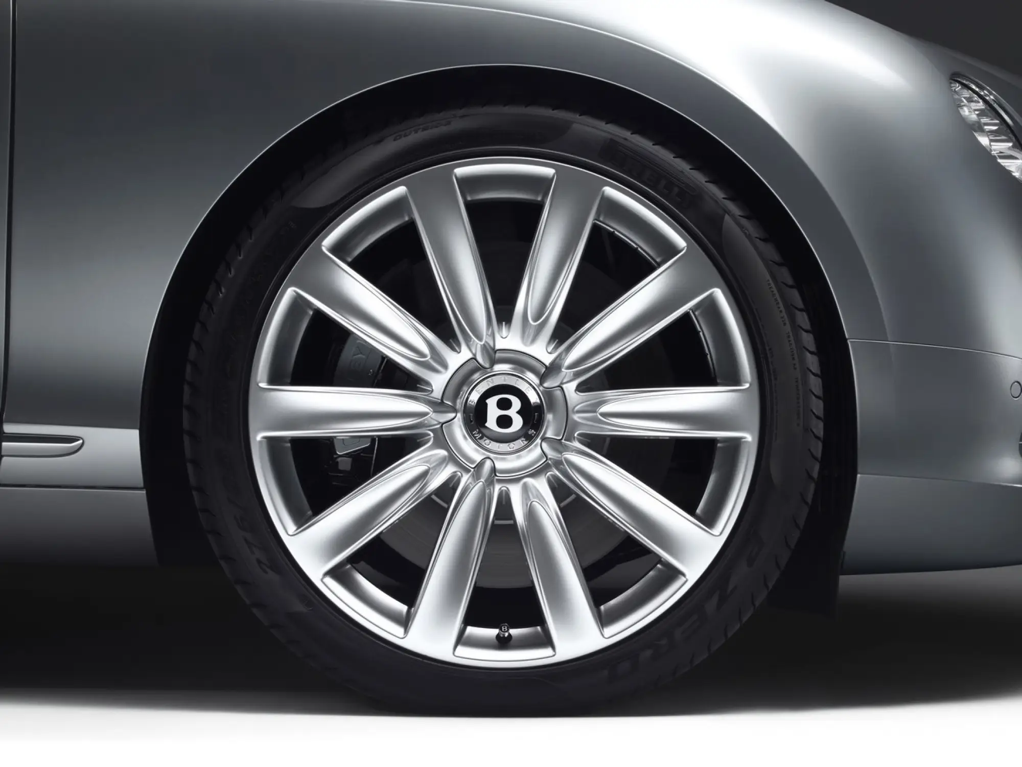 Nuova Bentley Continental GTC - 19