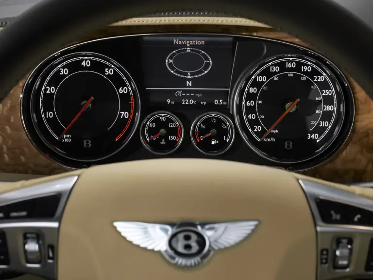 Nuova Bentley Continental GTC - 42