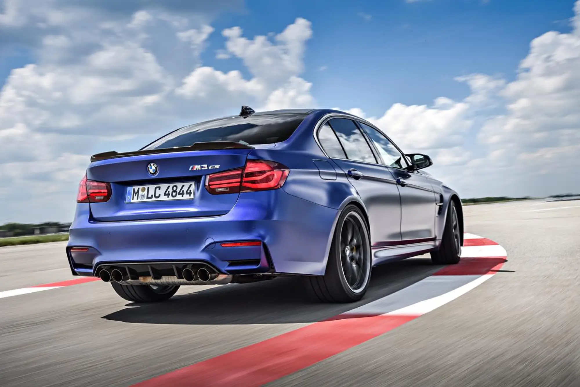 Nuova BMW M3 CS - 36