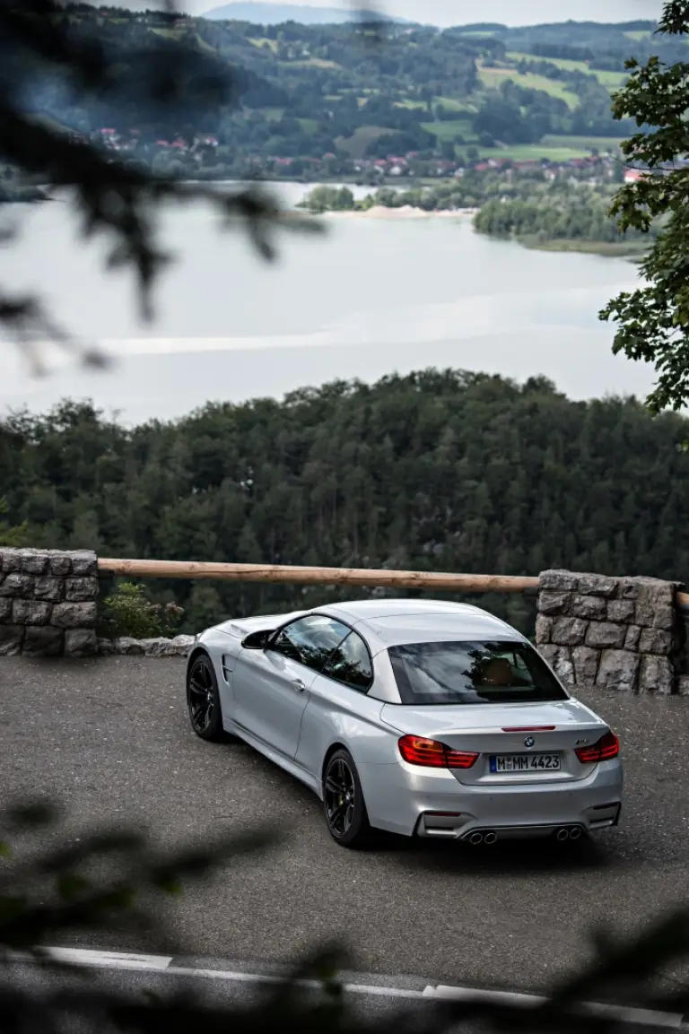 Nuova BMW M4 Cabrio - 51