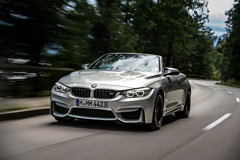 Nuova BMW M4 Cabrio - 108