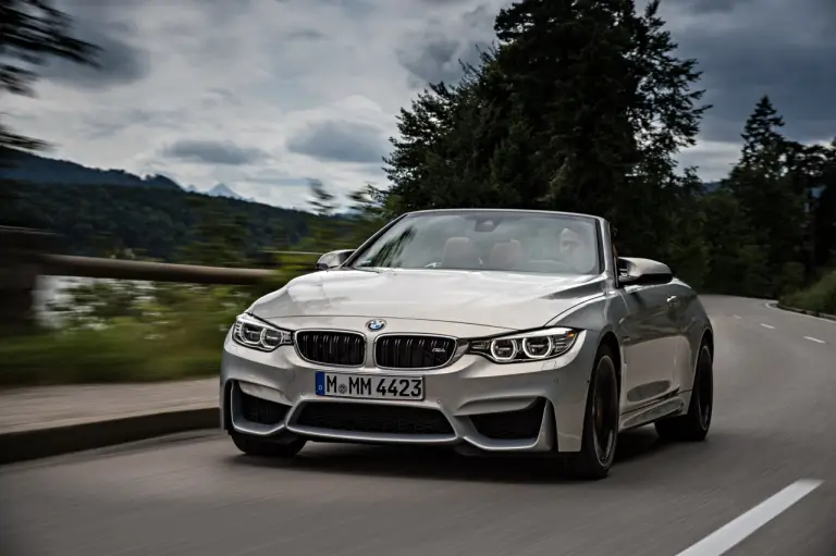 Nuova BMW M4 Cabrio - 116