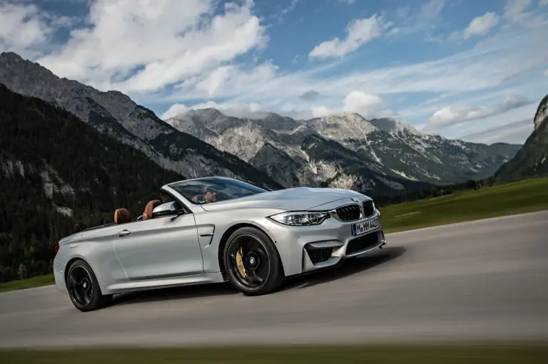 Nuova BMW M4 Cabrio - 119