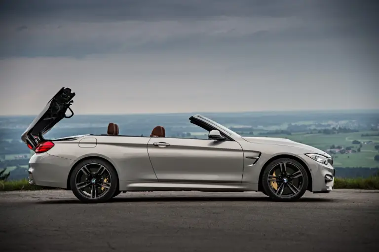 Nuova BMW M4 Cabrio - 147