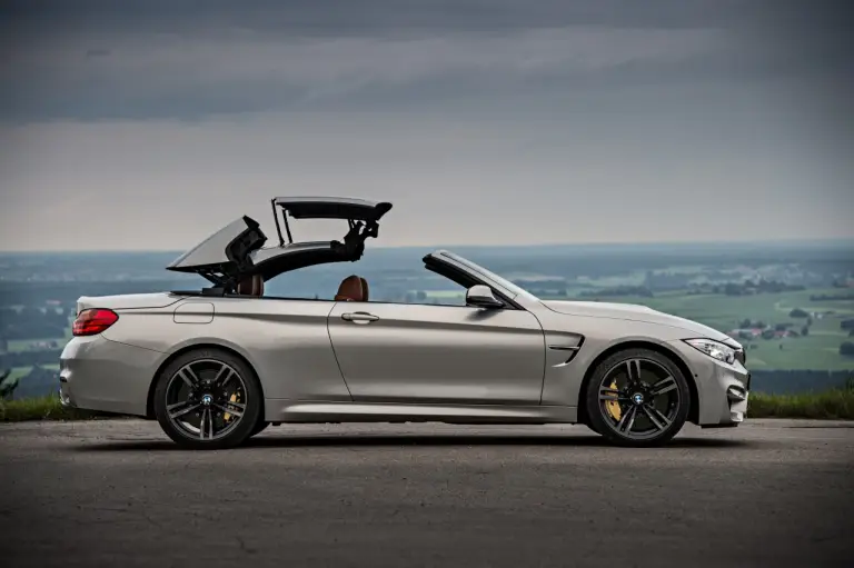 Nuova BMW M4 Cabrio - 150