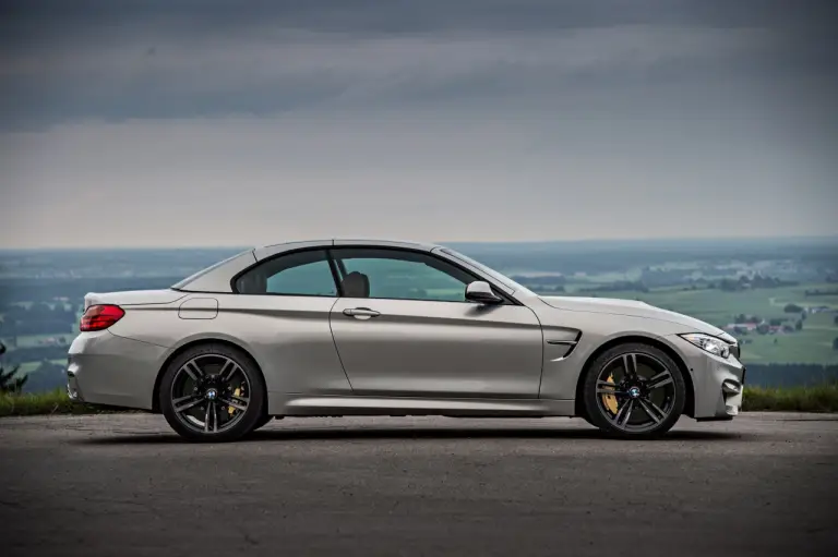 Nuova BMW M4 Cabrio - 151