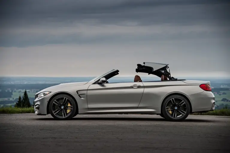 Nuova BMW M4 Cabrio - 156