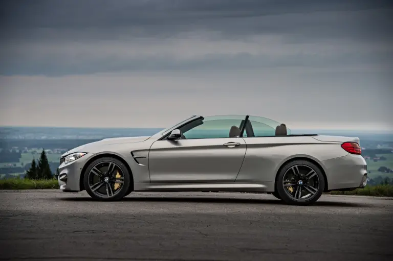 Nuova BMW M4 Cabrio - 161