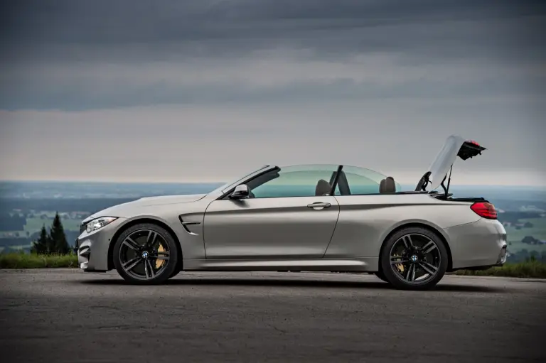 Nuova BMW M4 Cabrio - 162