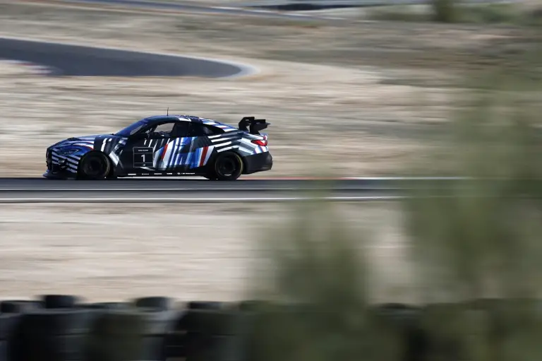 Nuova BMW M4 GT4 prototipo - Foto - 7