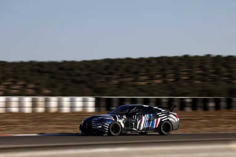 Nuova BMW M4 GT4 prototipo - Foto - 4