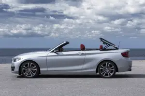 Nuova BMW Serie 2 Cabrio