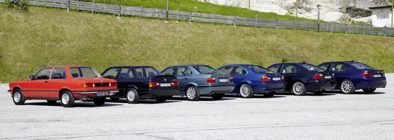 Nuova BMW Serie 3 - MEGA GALLERY - 114