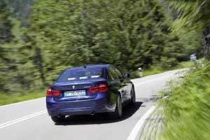 Nuova BMW Serie 3 - MEGA GALLERY - 25